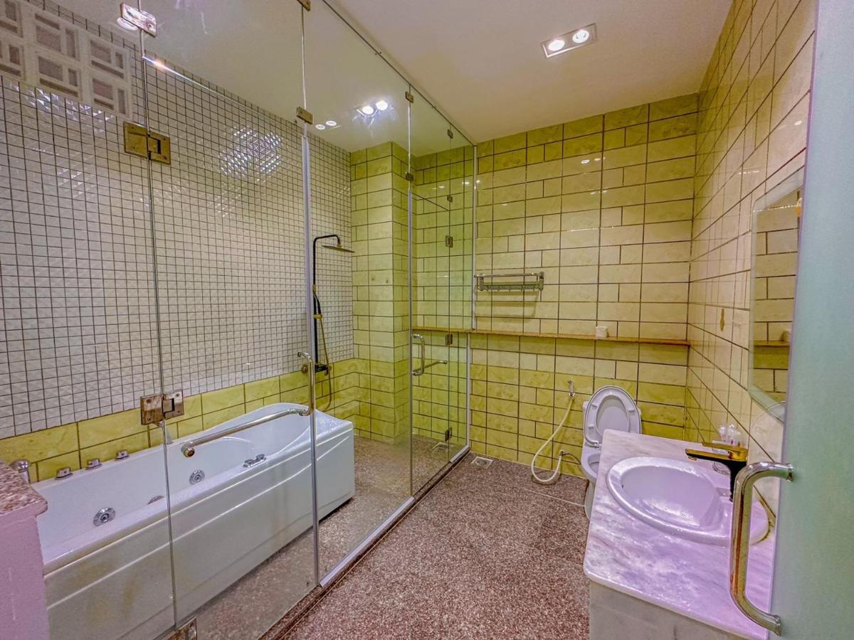 Nhan Tay 2 Hotel Cần Thơ Zewnętrze zdjęcie